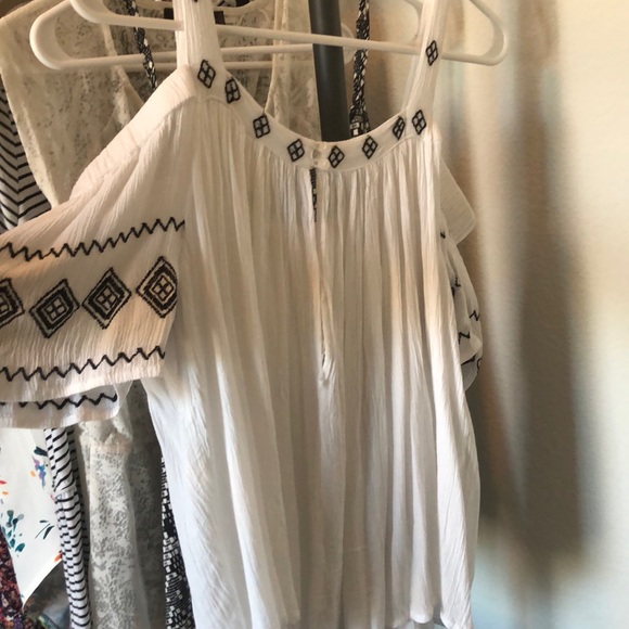 Flowy boho top - Picture 2 of 4